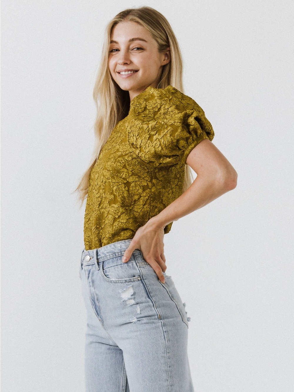 Endless Rose FLORAL JACQUARD PUFF SLEEVE TOP in Greenish-Gold, SZ M NWOT - Picture 3 of 6